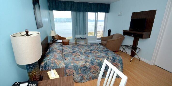 Auberge De La Riviere Saguenay La Baie Exterior photo